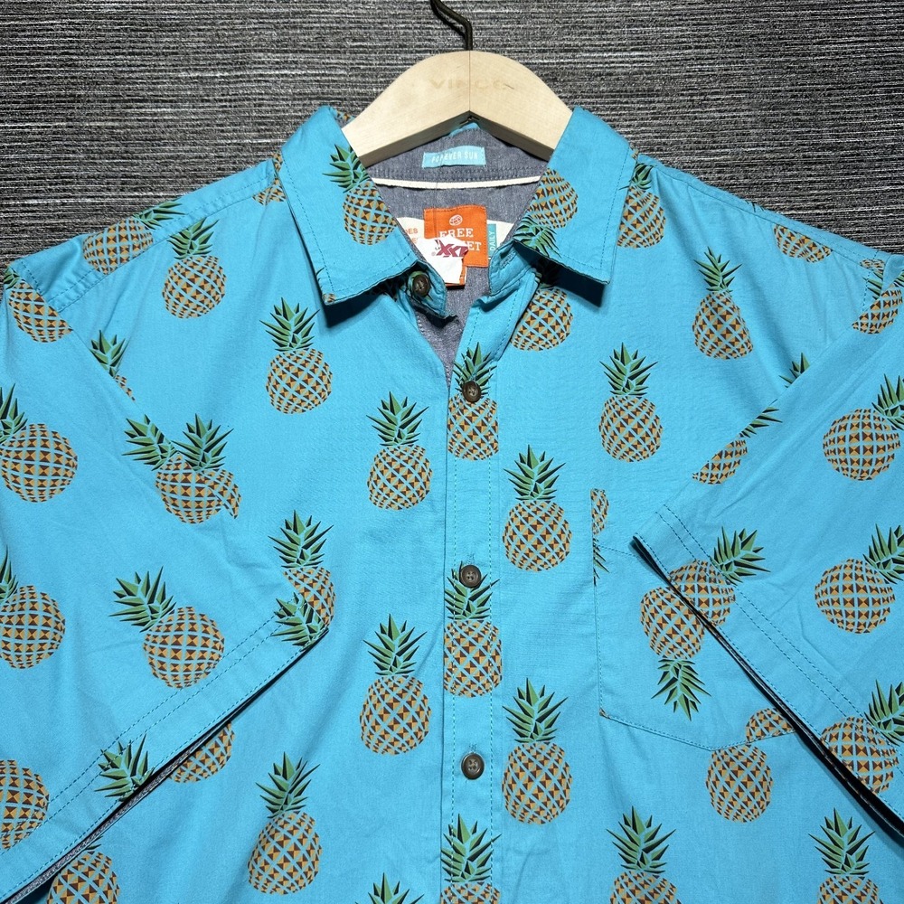 Free Planet Shirt Mens XL Turquoise Blue Pineapple AOP SS Button Hawaiian Vaca